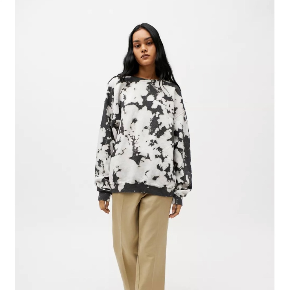 urban outfitters sweatshirt